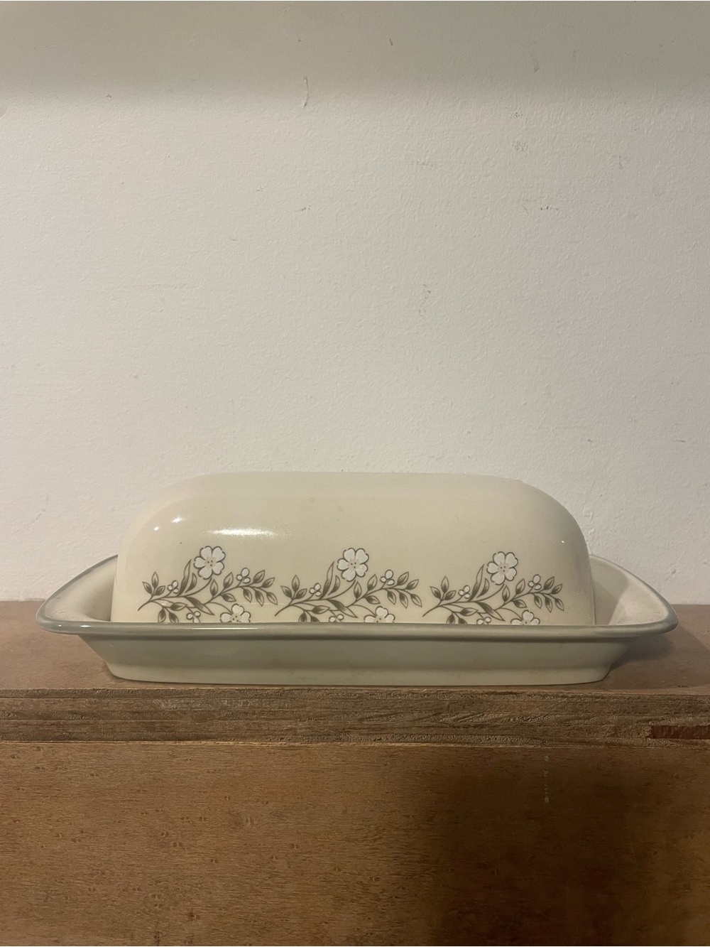 Vintage Stoneware Japan Floral Cream Ceramic Butter Dish kitchen dining